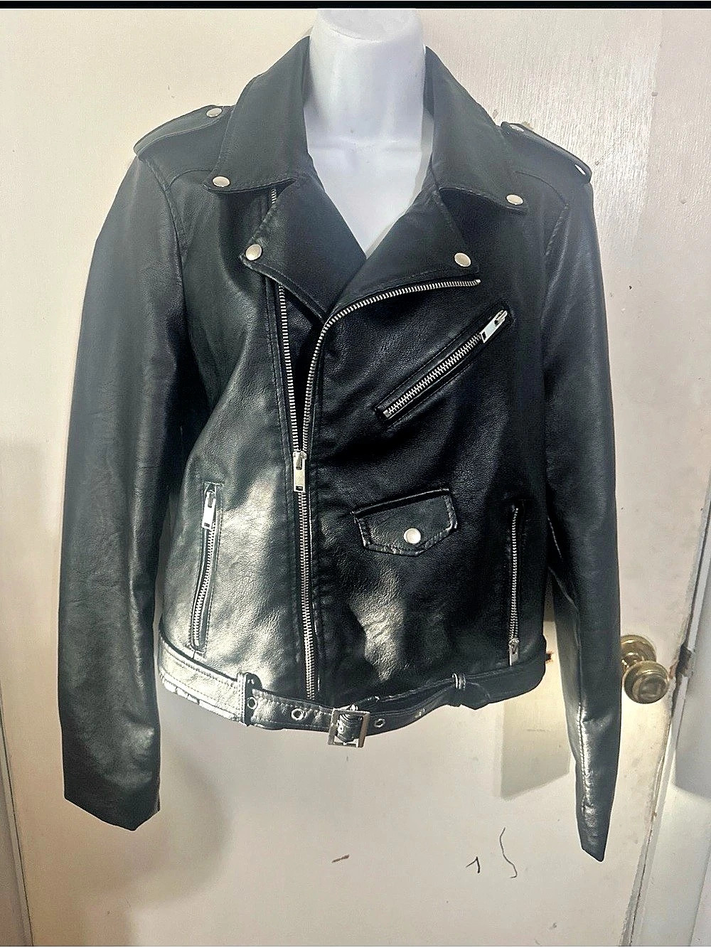 Love Tree Faux Leather Zip Up Biker Jacket Black Large